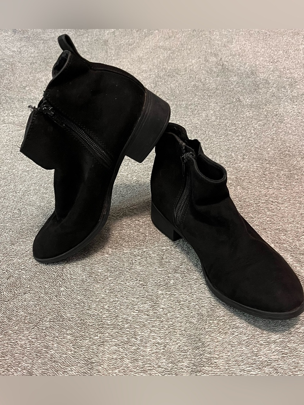 Fair Kohl’s Classic Women's Black Ankle Boots - Suede Zip Booties 6